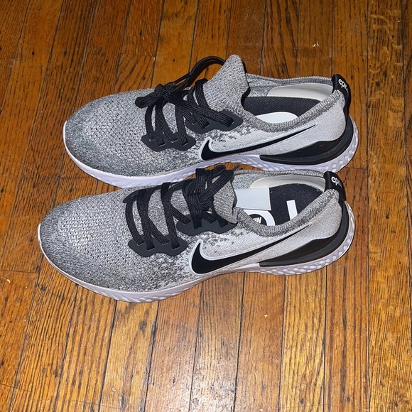 Nike epic React - Picture 2 of 7